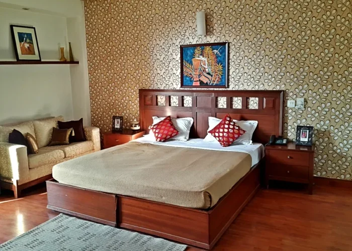 Spacious bedroom of the luxurious 1BHK Premium serviced apartments in Gurgaon at Osaka Serviced Apartments
