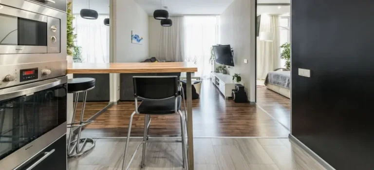 Learn what is a serviced apartment. Deep dive into serviced apartments meaning, benefits of serviced apartments and much more.